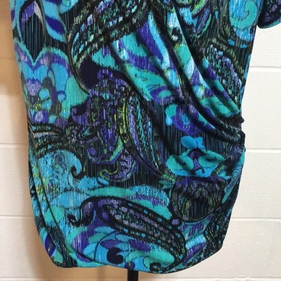 dressbarn Green Design S/S Top - Size 14/16 - Picture 3 of 6